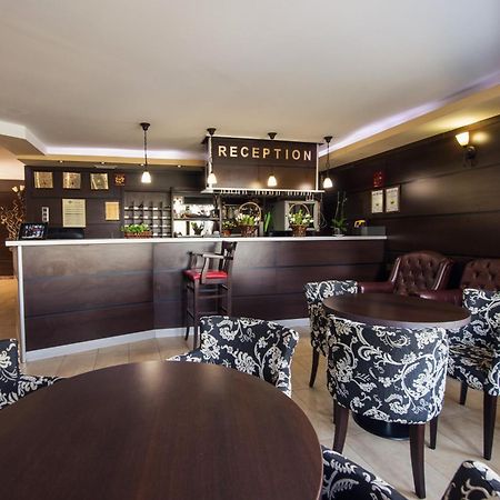Family Hotel Hebar Batak Buitenkant foto