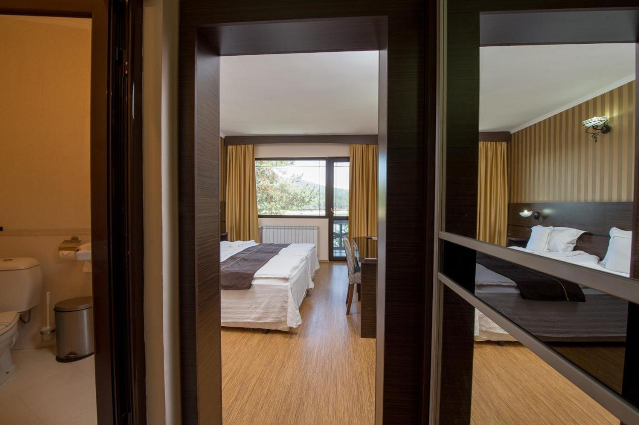 Family Hotel Hebar Batak Buitenkant foto